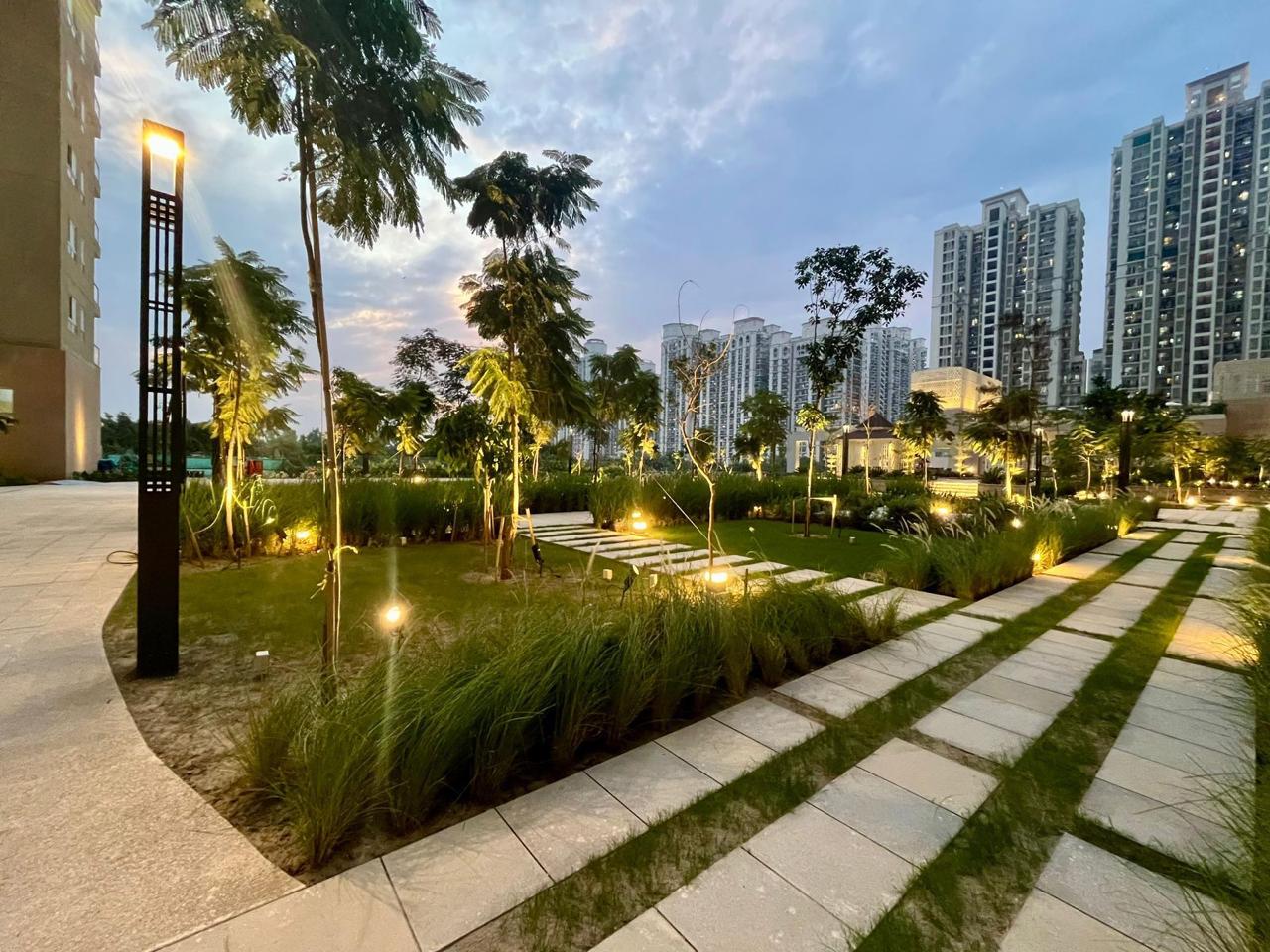 DLF One Midtown