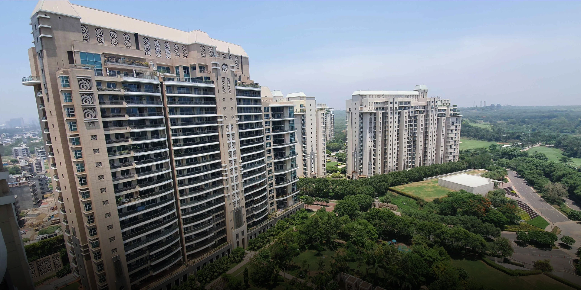 DLF The Magnolias