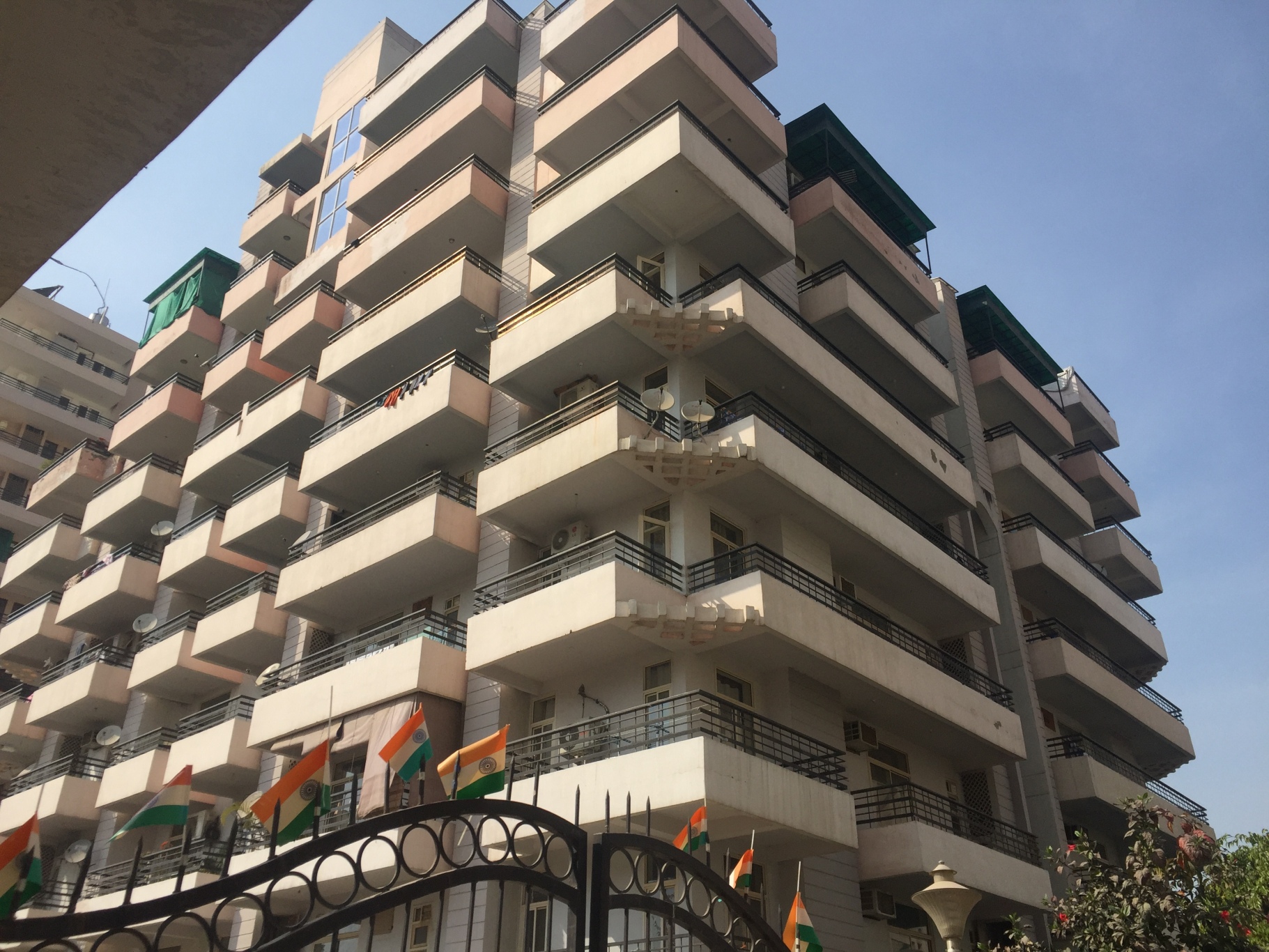 Shakti the Sky Lark Apartment