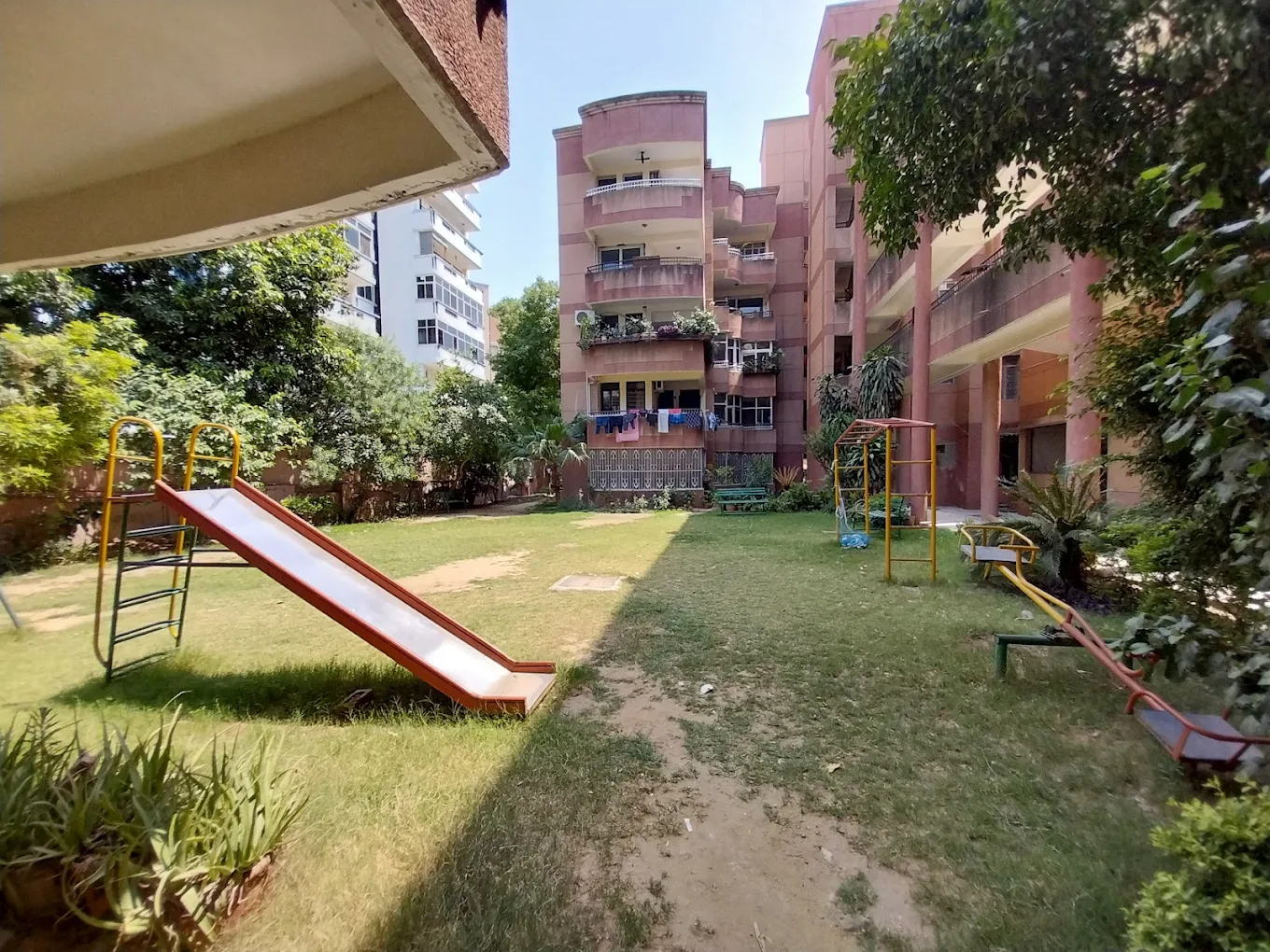 Jnu Aravali Apartments