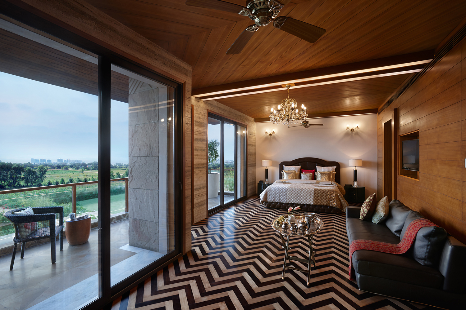 Puri Diplomatic Greens Villa