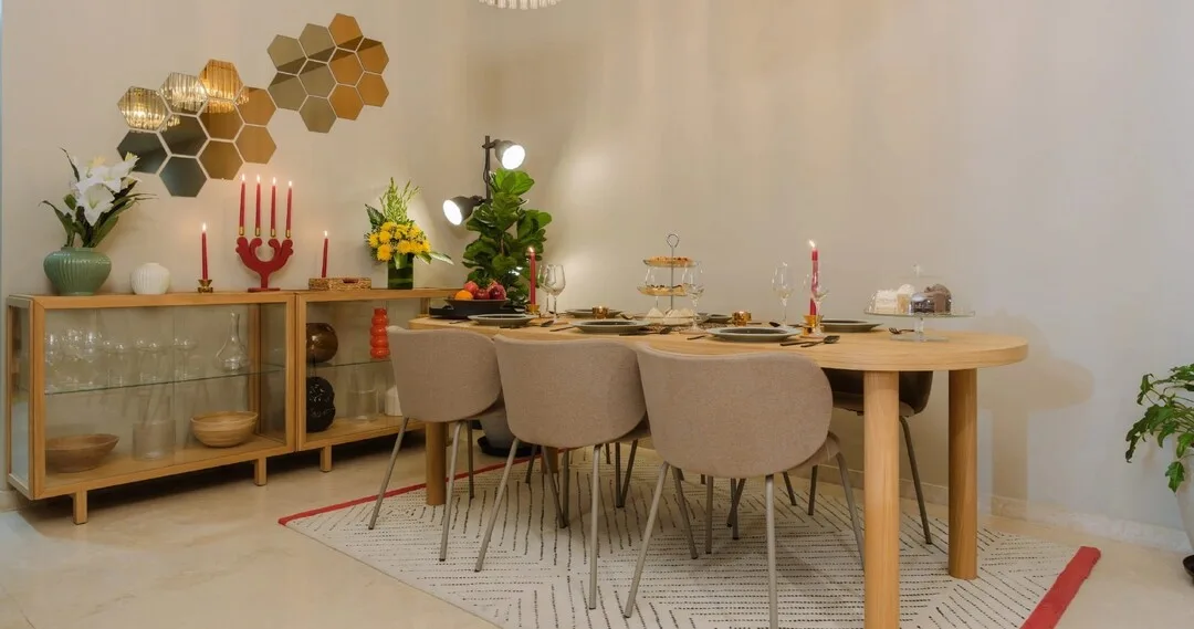 DLF One Midtown Dining Area