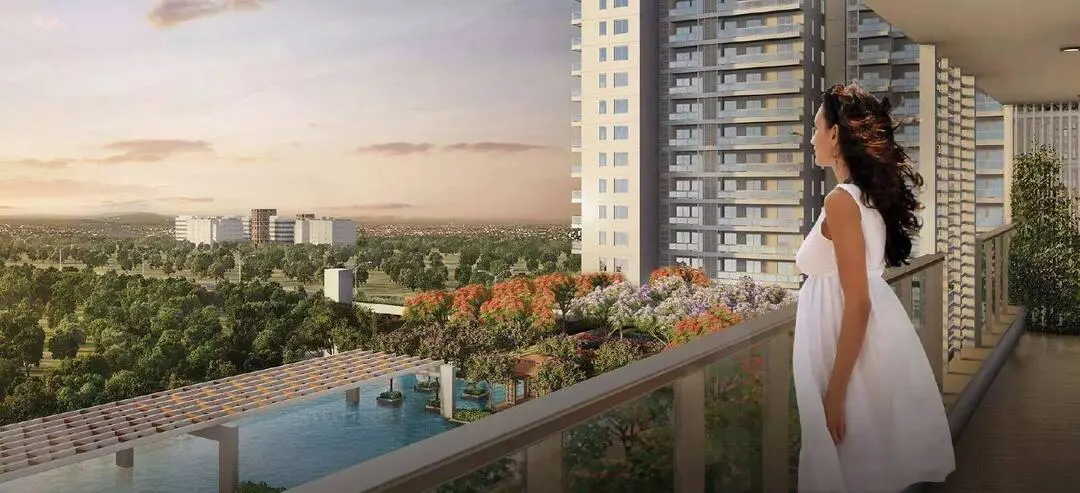 DLF The Aureva Infinity Pool