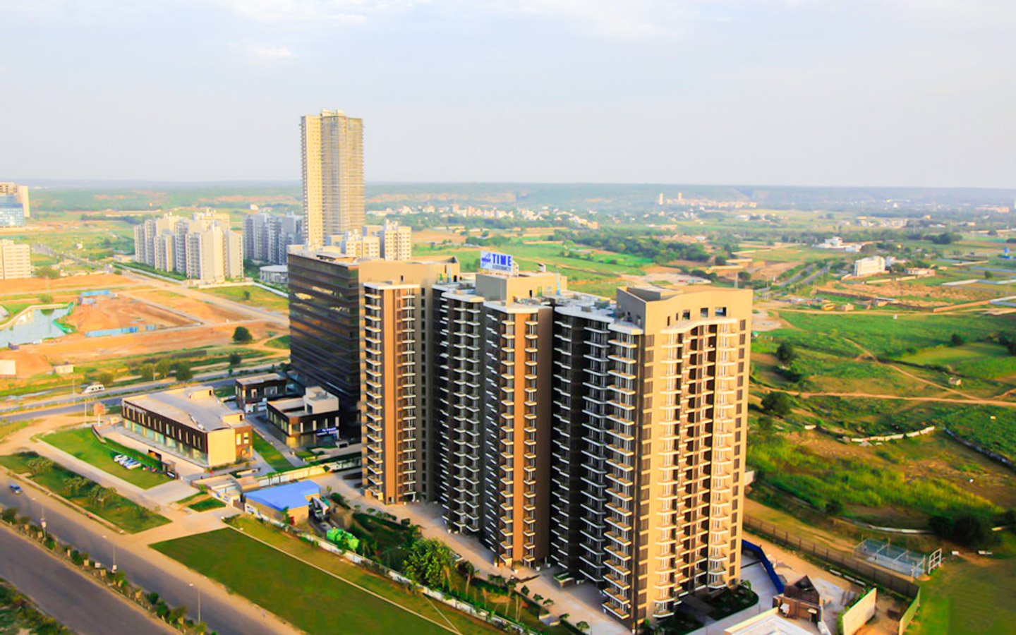 4 BHK 2297 Sq.Ft. Apartment for Sale in Dhoot Time Residency