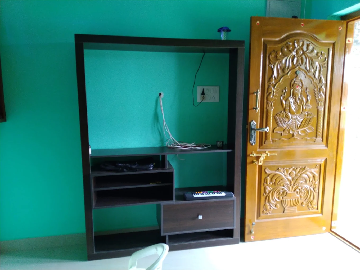 SPE Mono City living room