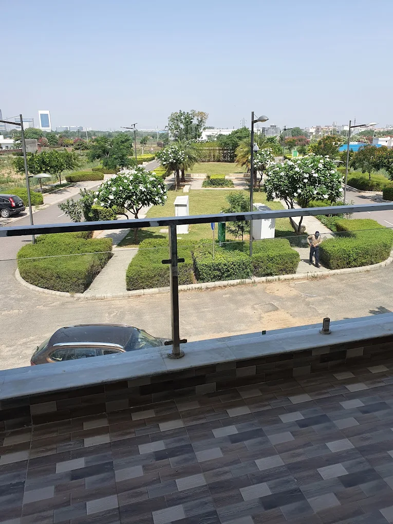 4 BHK 468 Sq.Ft. House for Sale in DLF Alameda