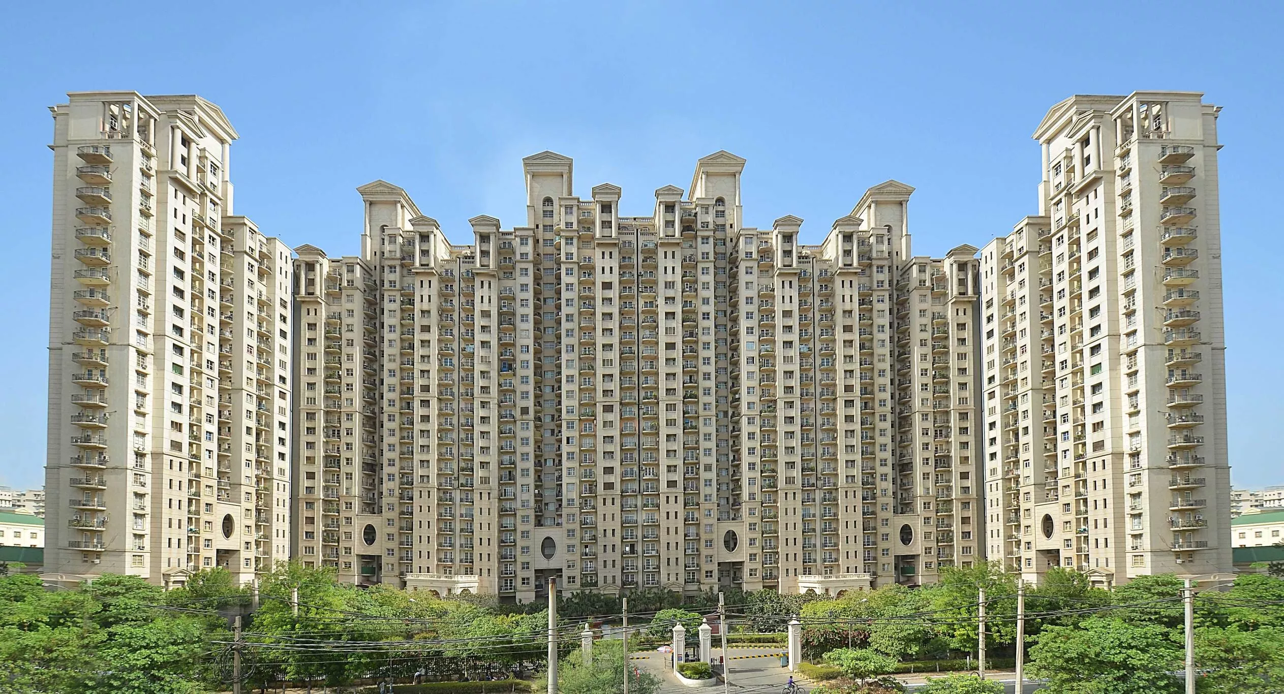 DLF Hamilton Court 2 