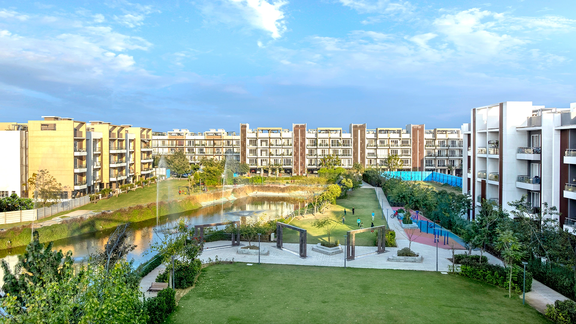 Samsara Arya Central Green