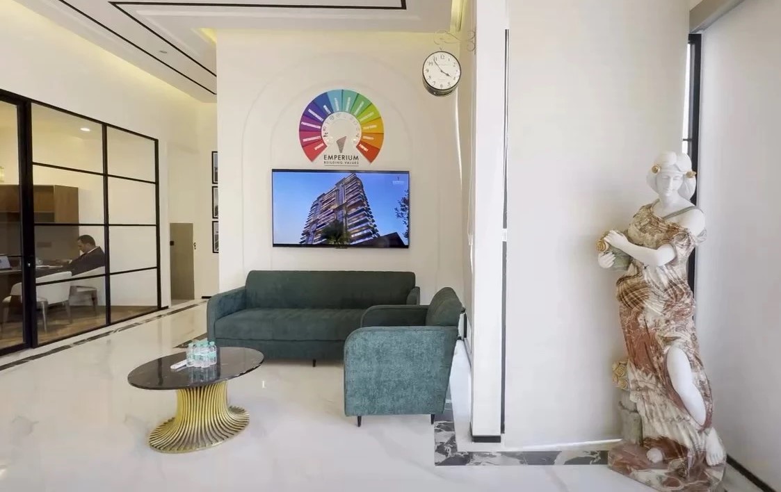 3 BHK Apartment For Sale in Emperium Titan