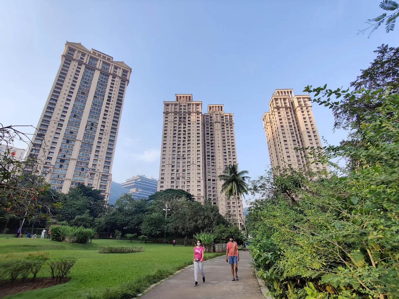 Hiranandani Avalon