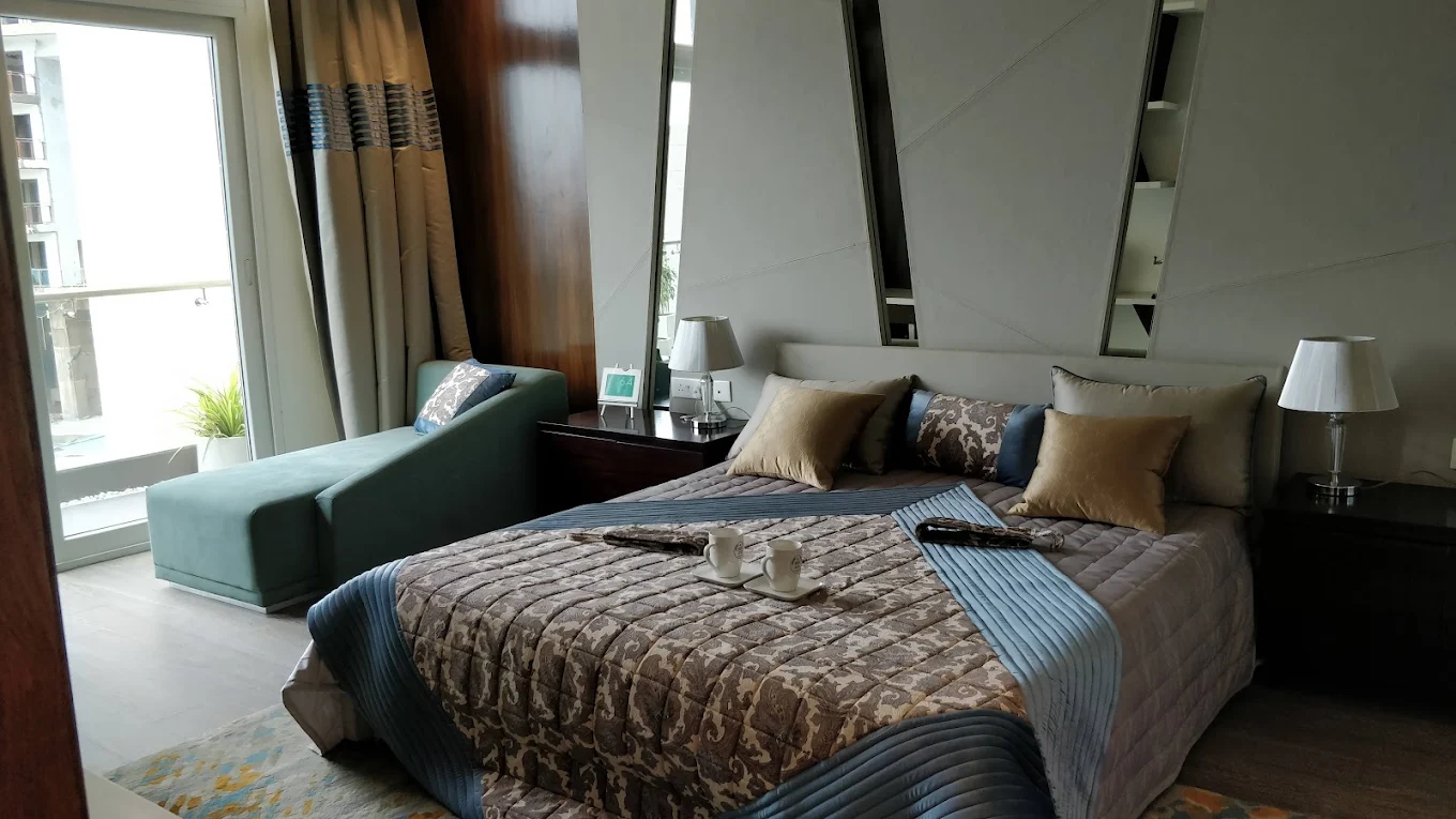 Mahagun Meadows Villas