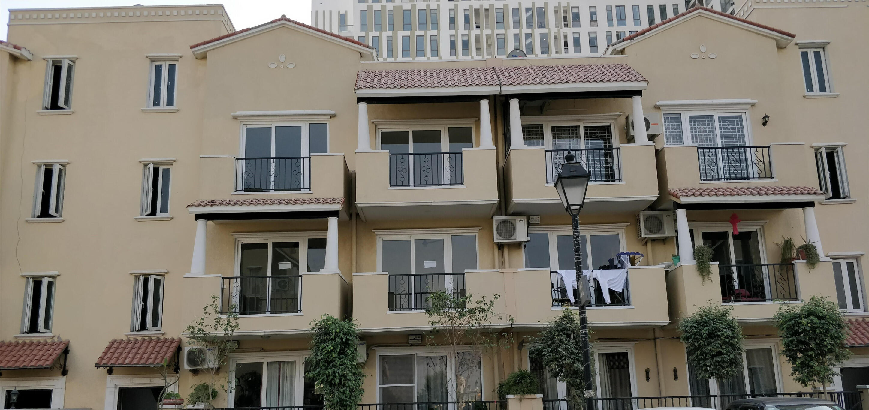 500 Sq.Ft. Plot for Sale in Emaar MGF Emerald Hills