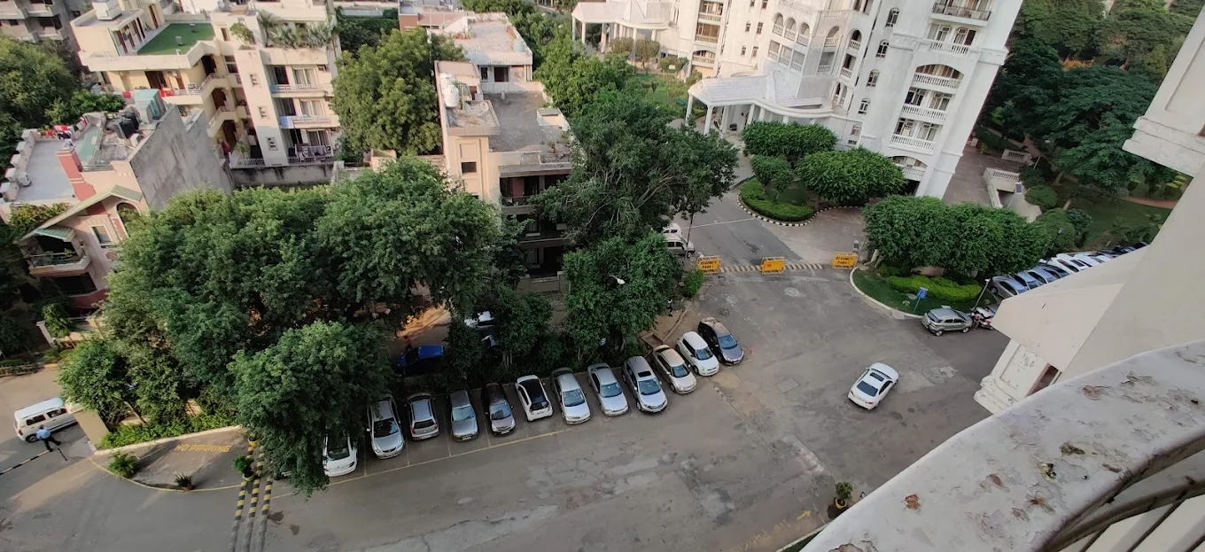 3 BHK 2113 Sq.Ft. Apartment for Sale in DLF Richmond Park