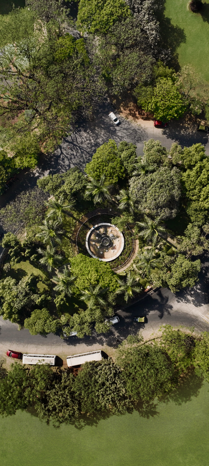 Godrej Five Gardens Building Image