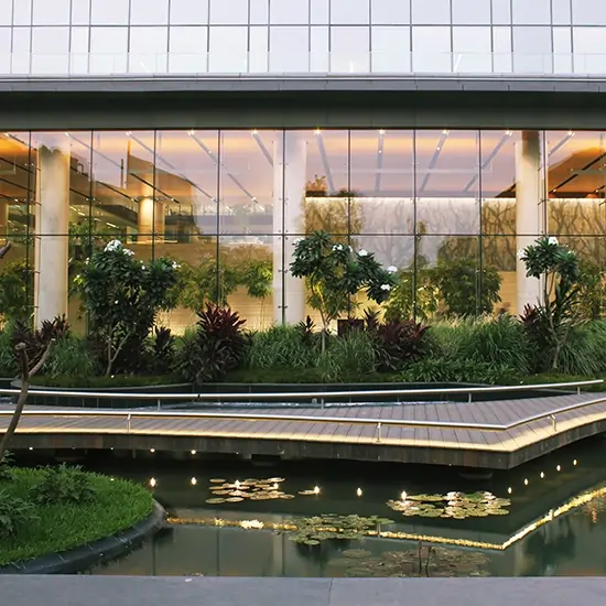 Godrej One Building Image